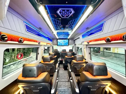 xe limousine ha noi viet tri 7