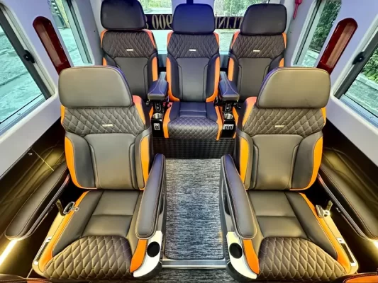 xe limousine ha noi viet tri cao cap 2