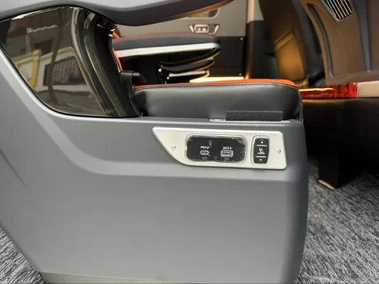 xe limousine ha noi viet tri co wifi 4